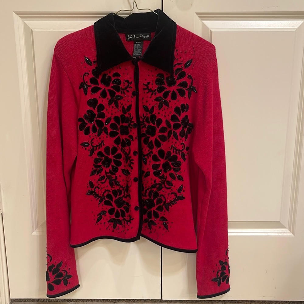 Red and Black Dressy Swester